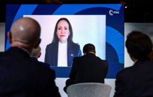 EE UU impone las condiciones de Trump para mantener con vida la relación con Europa