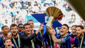 ¡Histórico! Un defensa, elegido mejor jugador de la Serie A