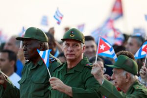 “Nos están matando”, el mensaje desde las dos realidades de La Habana