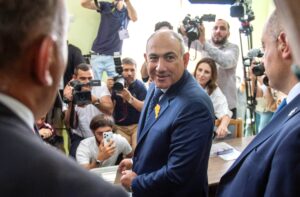 Siete partidos impugnan los resultados de las elecciones en Armenia